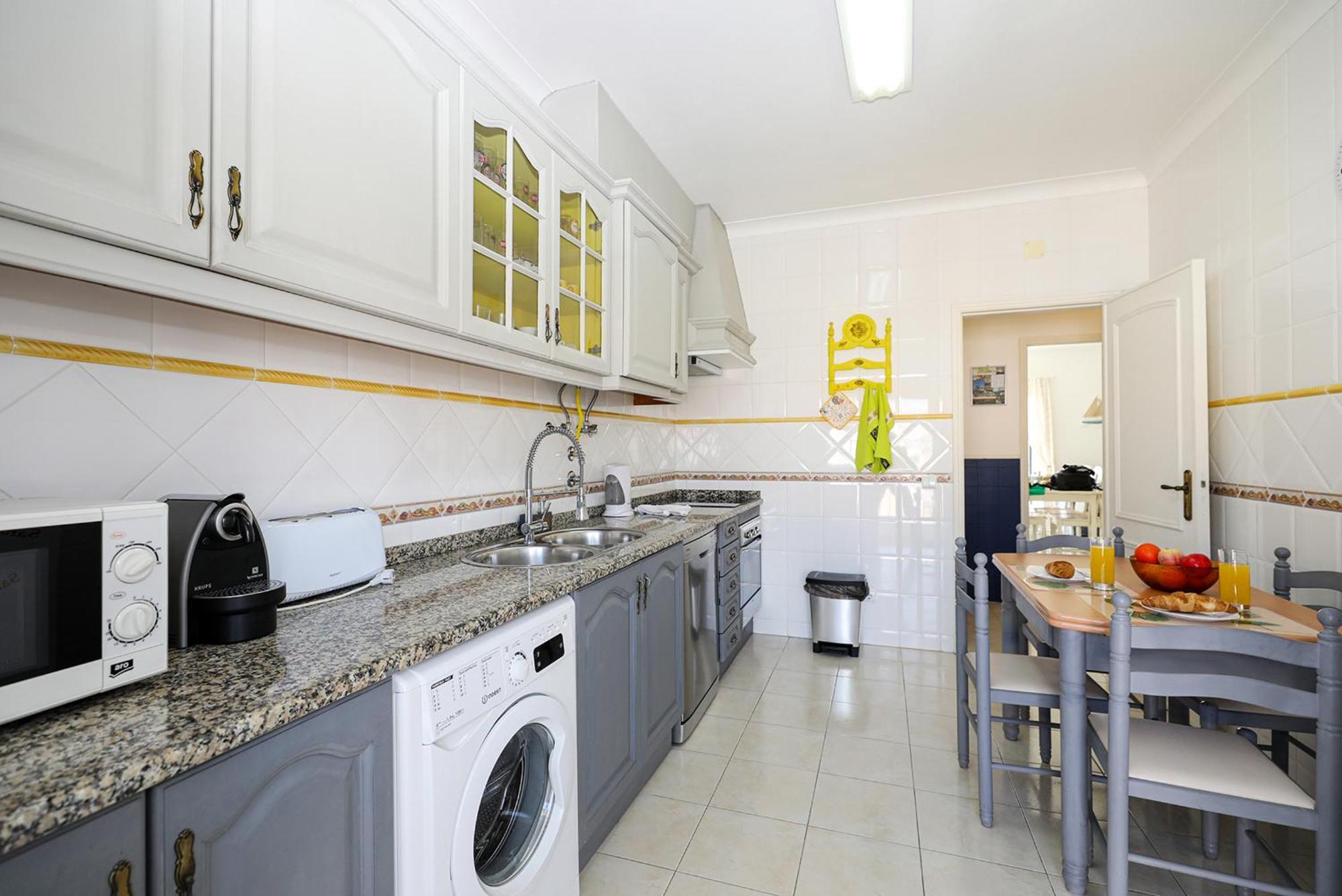 C13 - Ameijeira Holiday Apartment Лагос Екстериор снимка